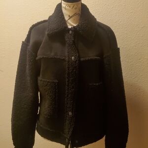 Forever 21 Womens Sherpa Style Thick black Bomber Jacket